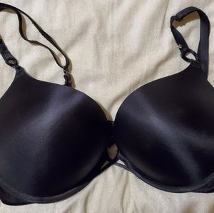 Victorias Secret Black Bombshell bra